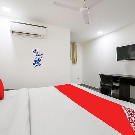 My Comfortable Hotel Yeni Delhi Dış mekan fotoğraf