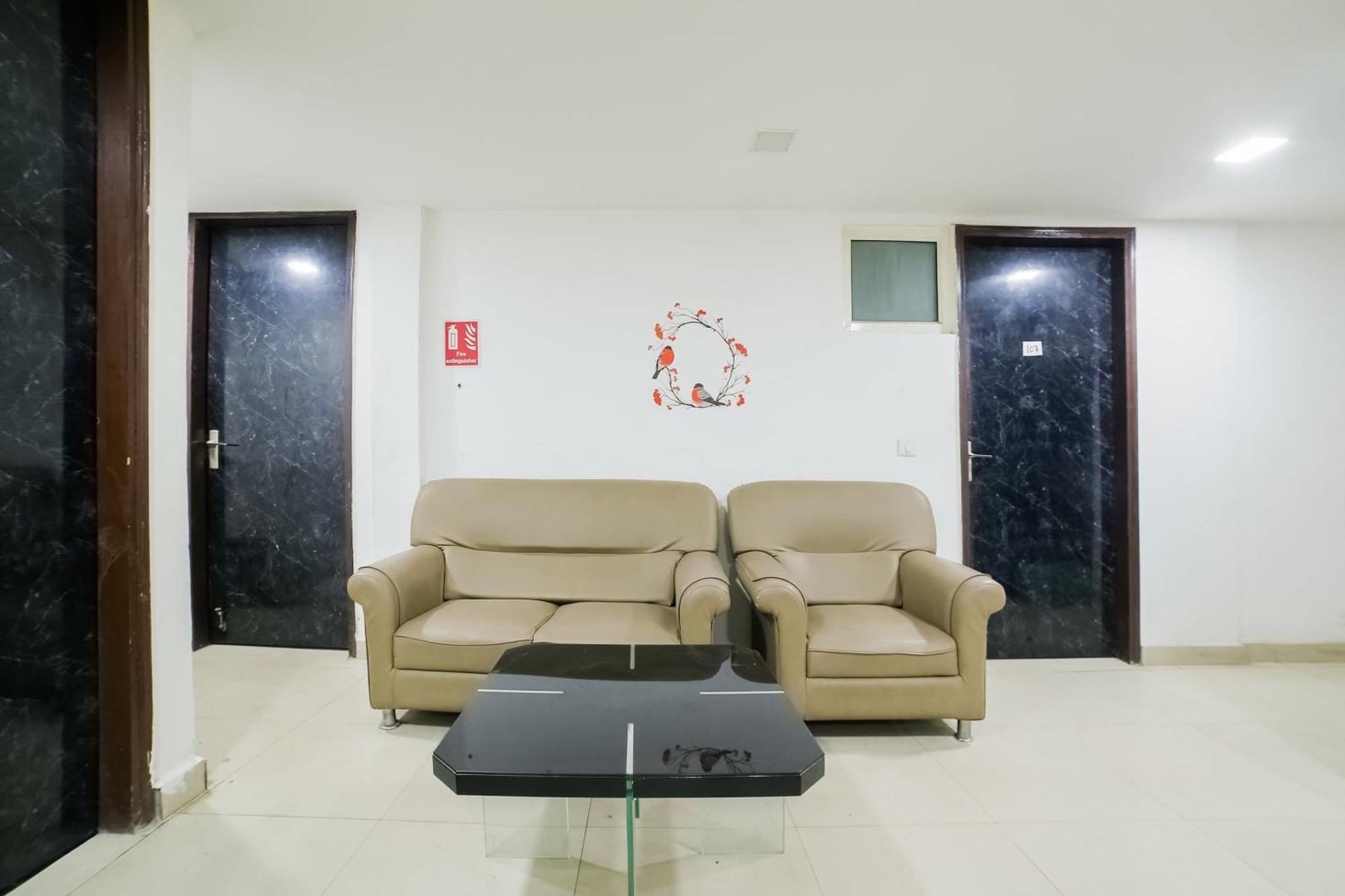 My Comfortable Hotel Yeni Delhi Dış mekan fotoğraf