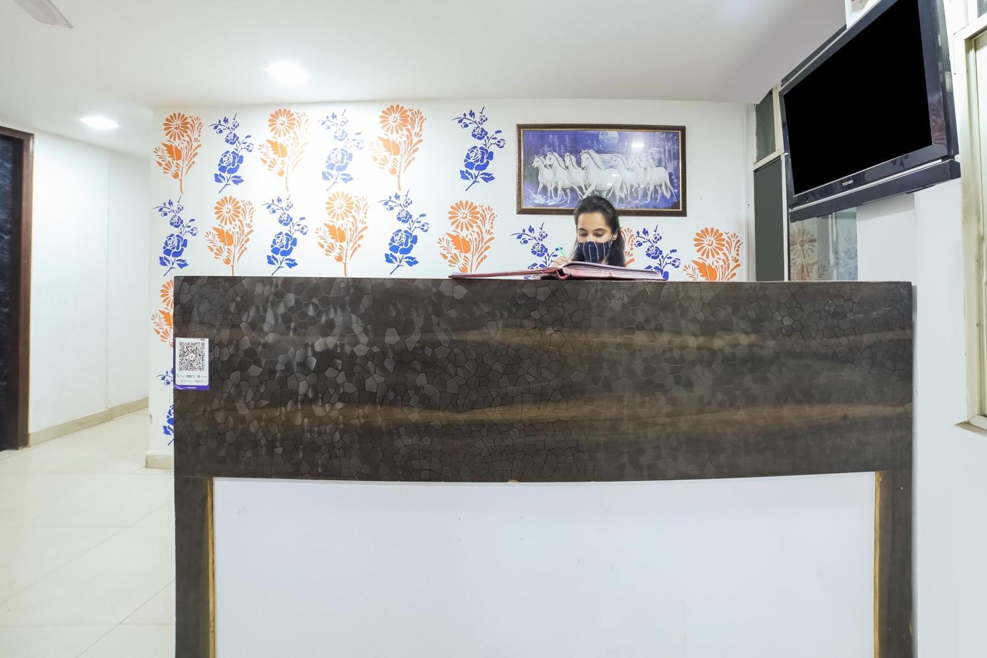 My Comfortable Hotel Yeni Delhi Dış mekan fotoğraf