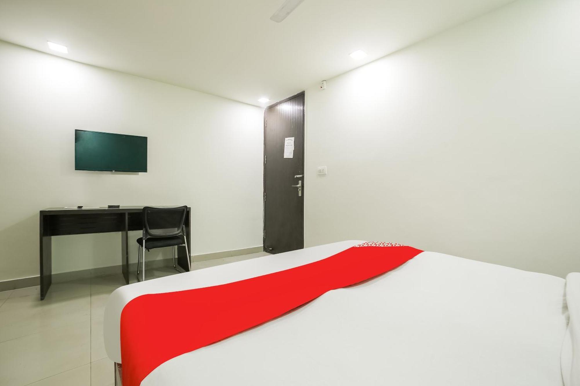 My Comfortable Hotel Yeni Delhi Dış mekan fotoğraf