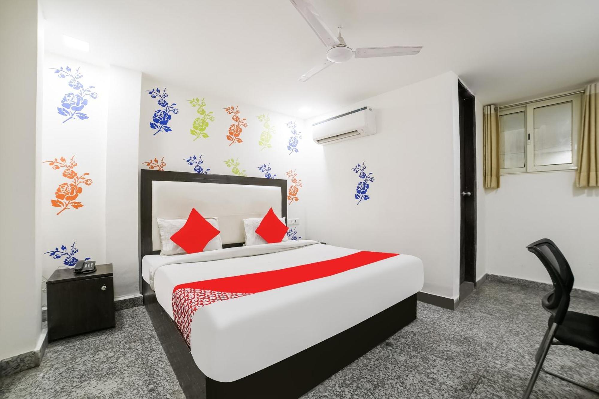 My Comfortable Hotel Yeni Delhi Dış mekan fotoğraf